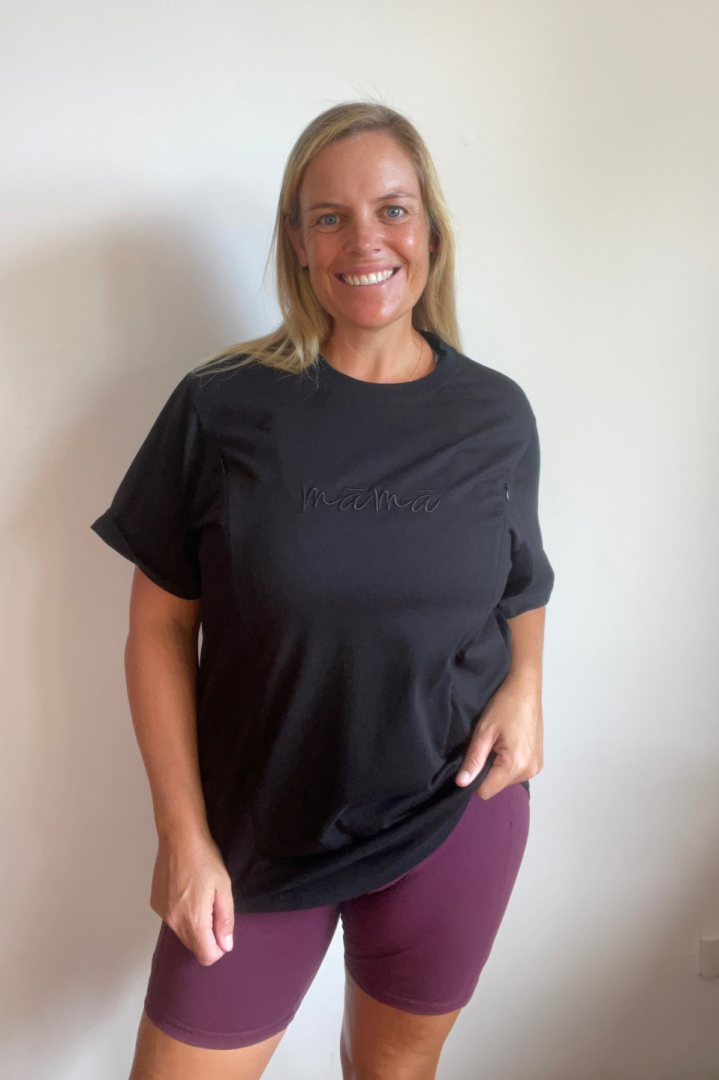 Bella Māmā Tee image 10